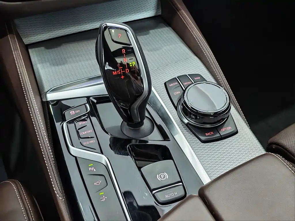 BMW 6 Series GT — фото 8
