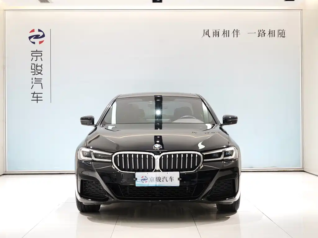 BMW 5 Series — фото 2