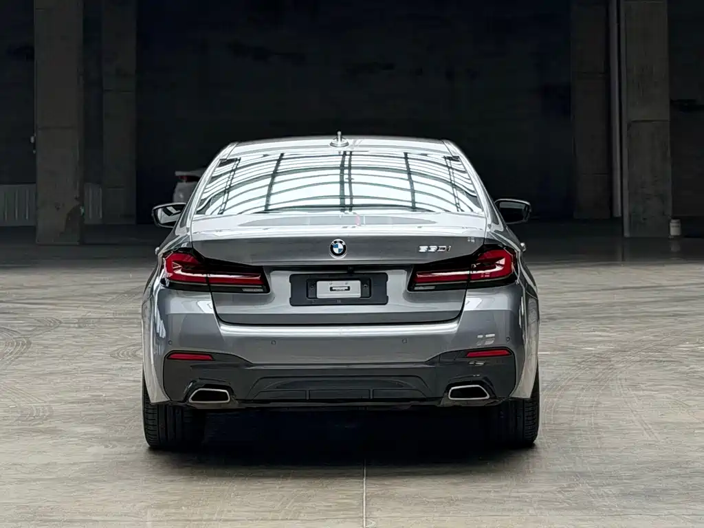 BMW 5 Series (Import) — фото 5