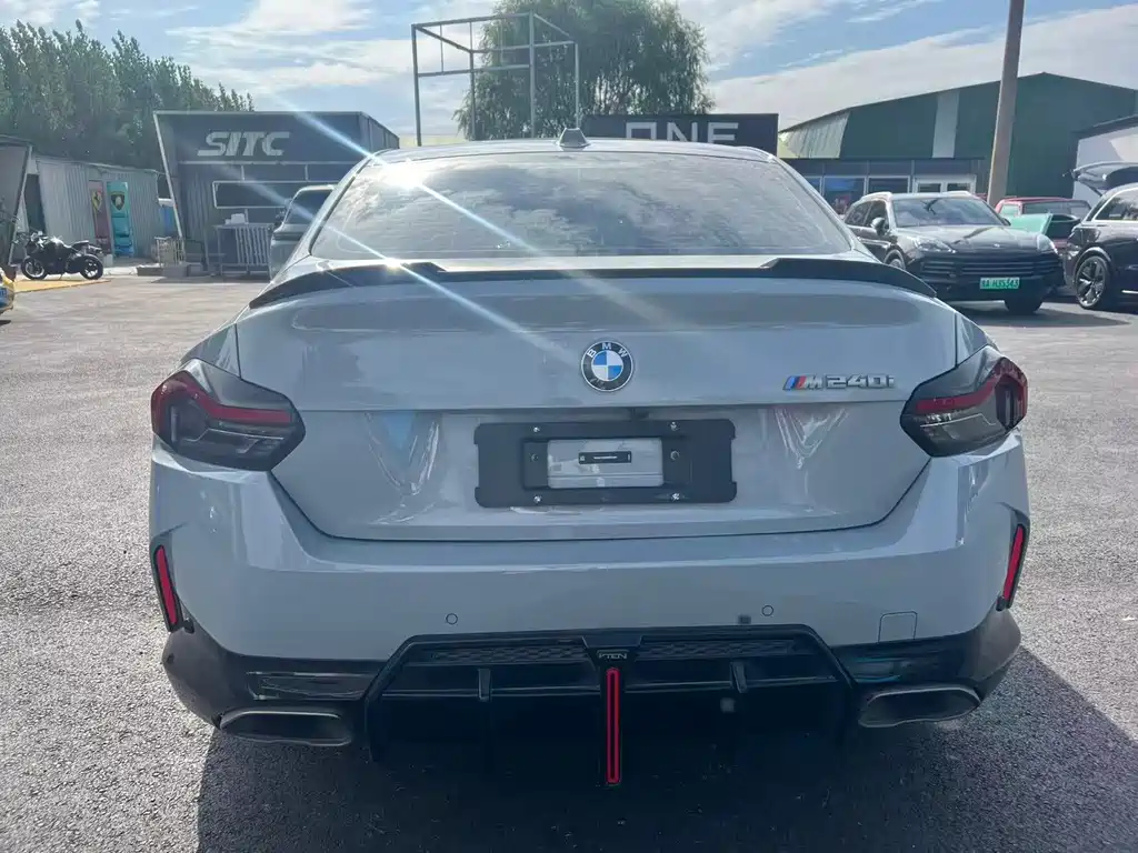 BMW M240i — фото 3