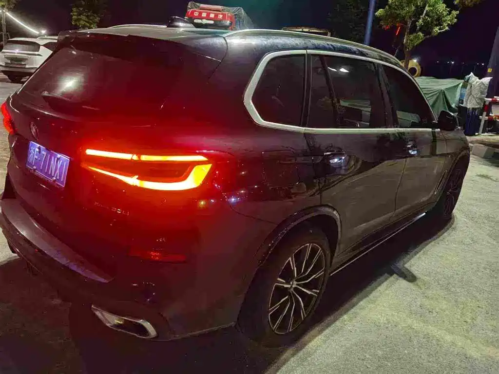 BMW X5 — фото 4