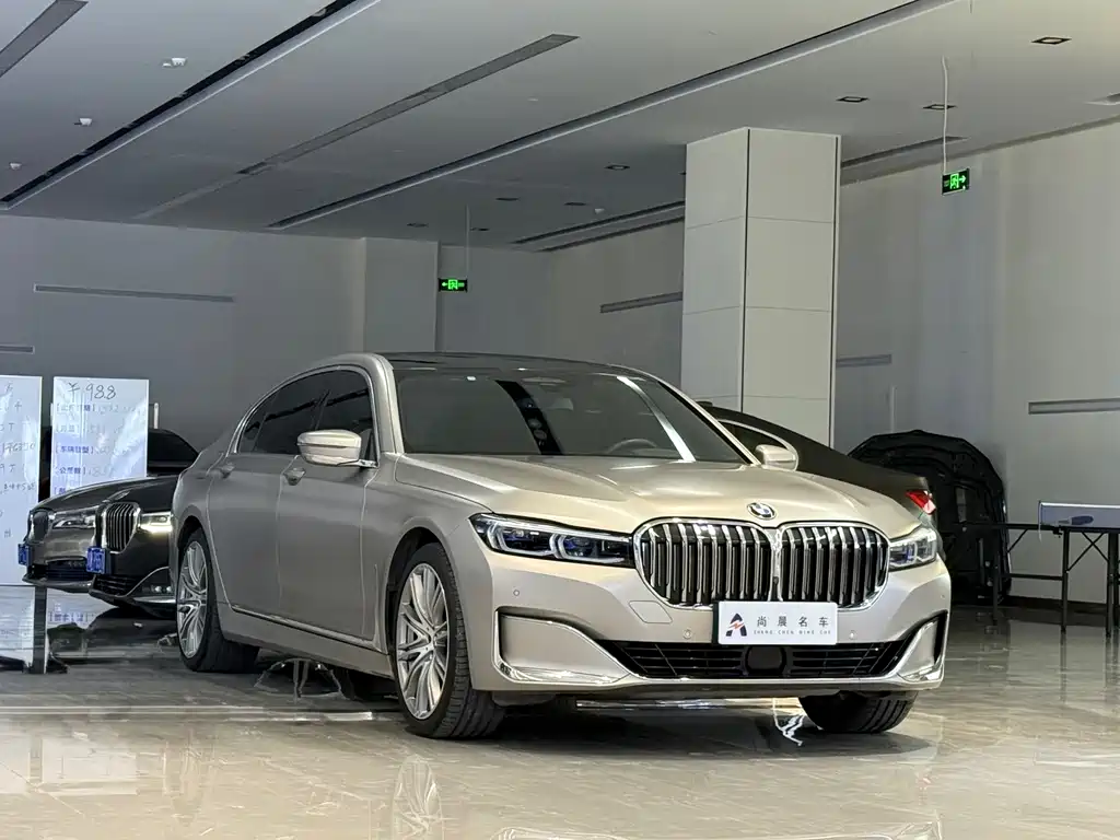 BMW 7 Series — фото 3