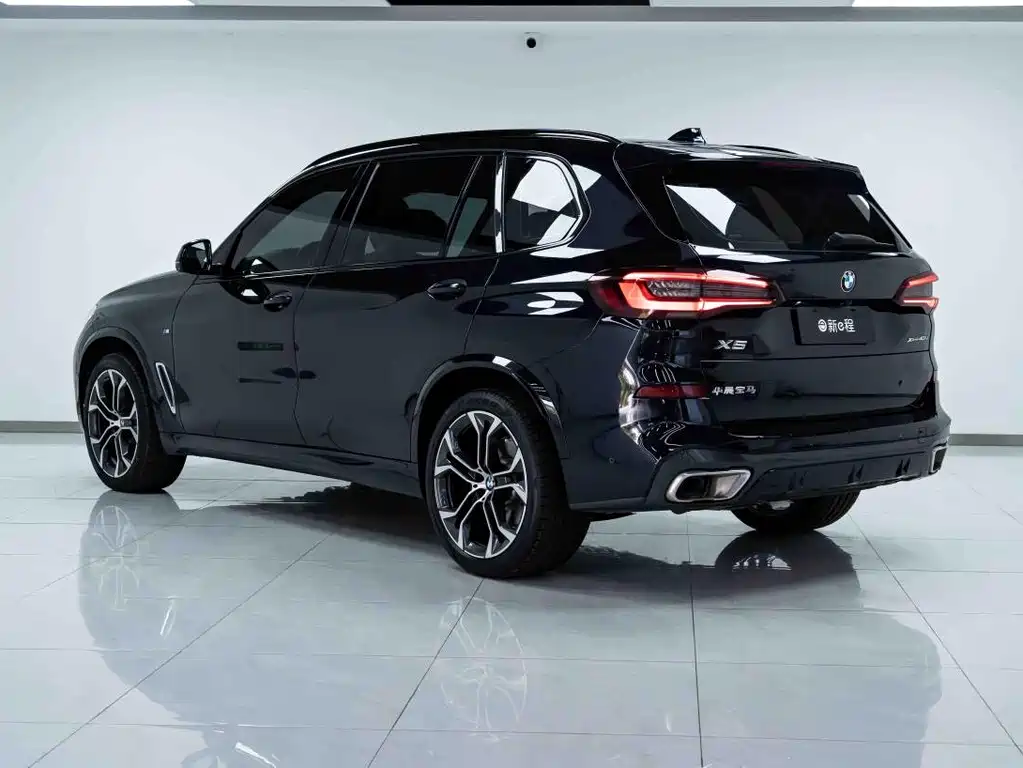 BMW X5 — фото 5