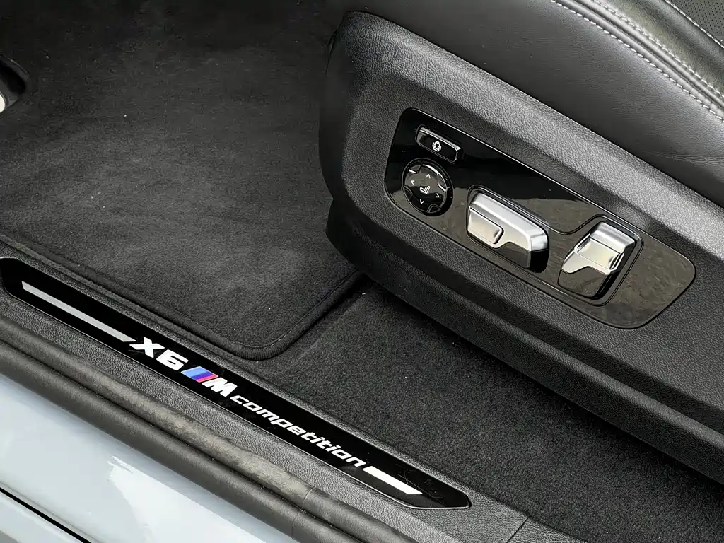 BMW X6 M — фото 23