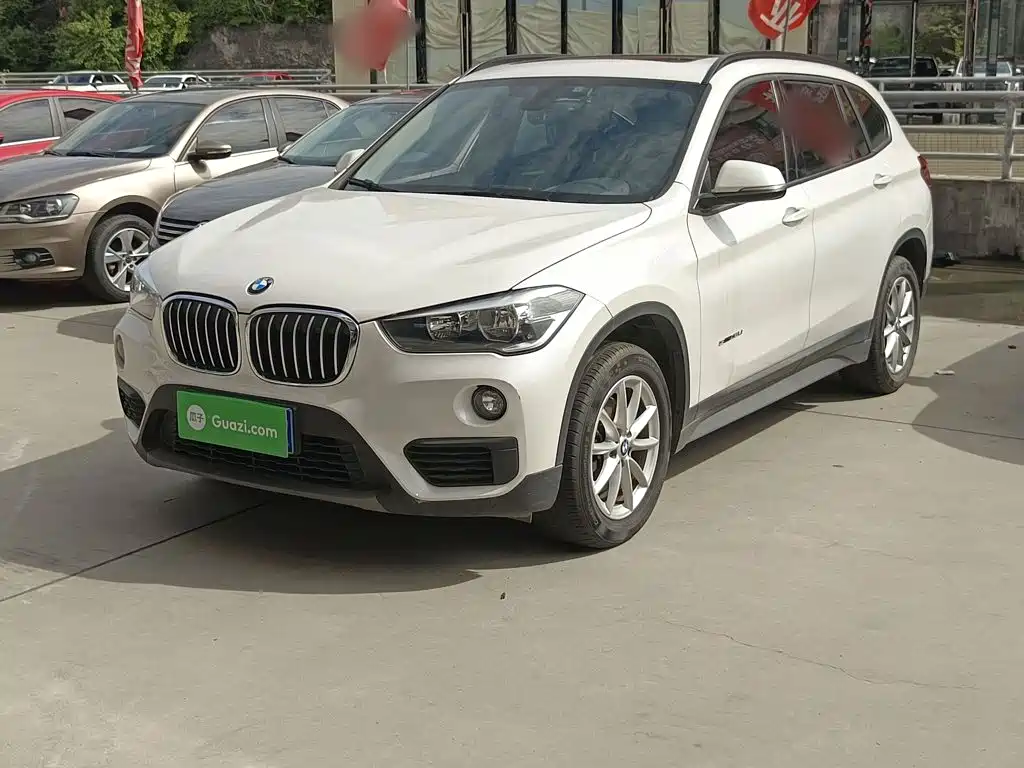 BMW X1 — фото 2