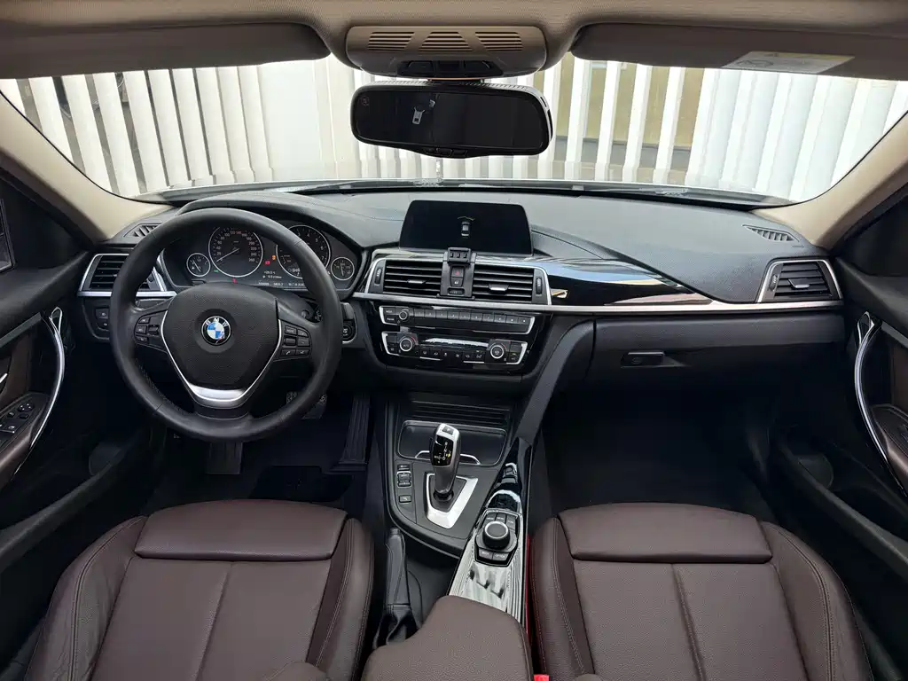 BMW 3 Series — фото 4