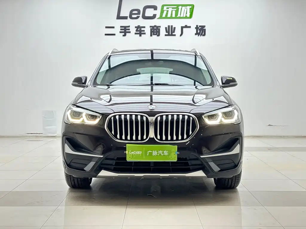 BMW X1 — фото 2