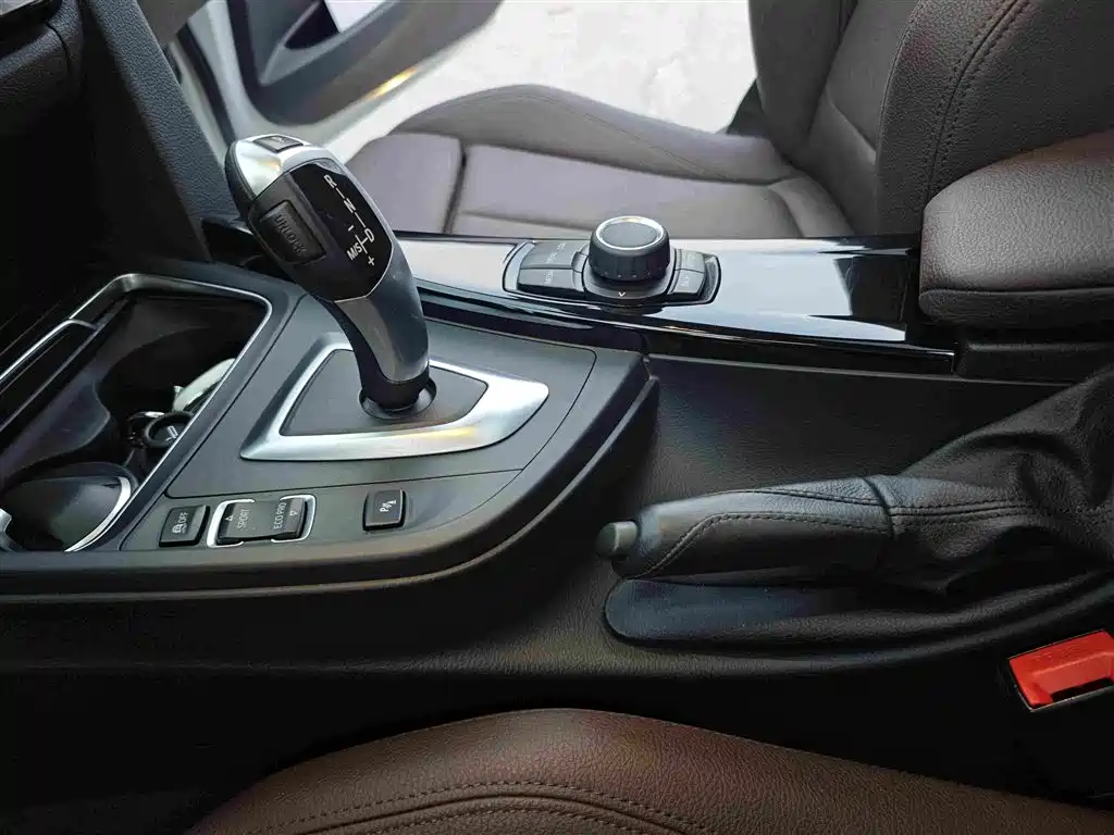 BMW 3 Series — фото 15