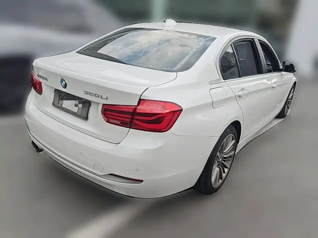 BMW 3 Series — фото 10