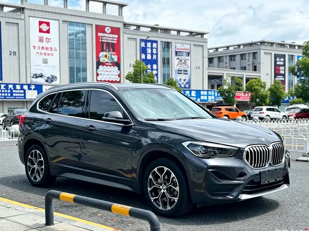 BMW X1 — фото 3