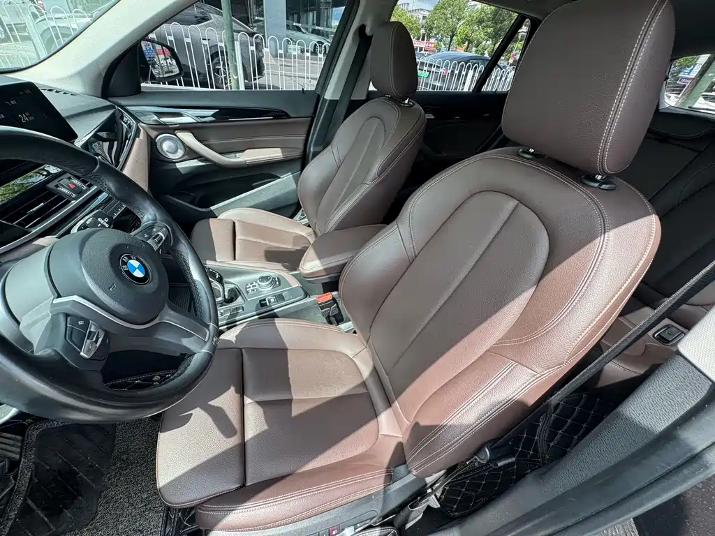 BMW X1 — фото 24