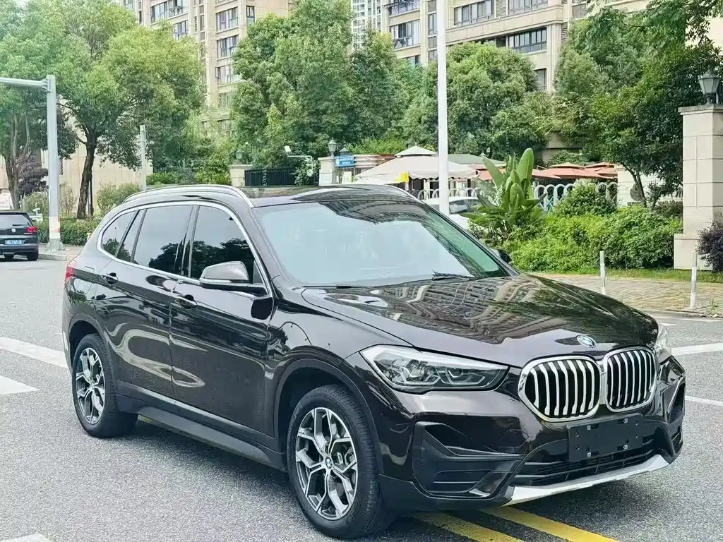 BMW X1 — фото 3