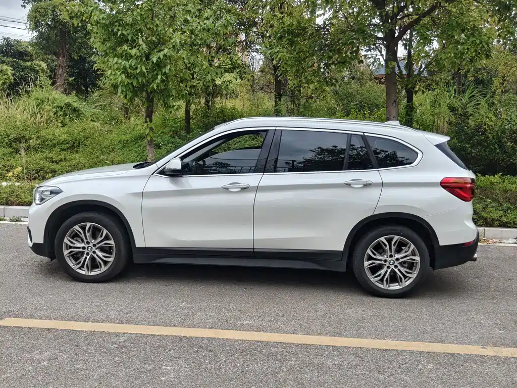 BMW X1 — фото 4
