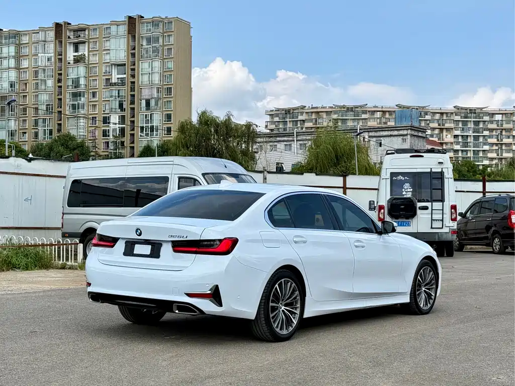 BMW 3 Series — фото 4