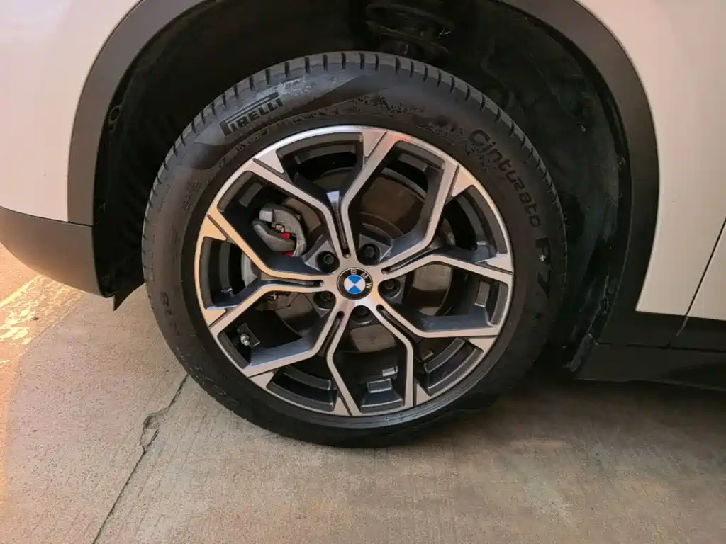 BMW X1 — фото 23