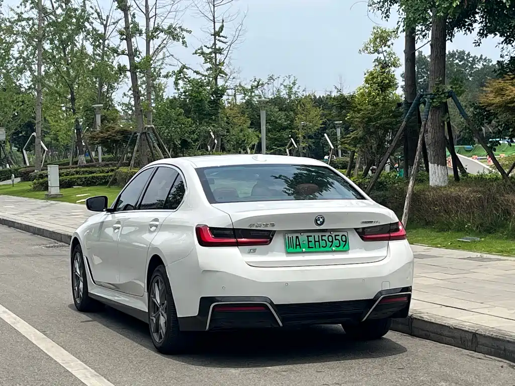 BMW i3 — фото 17
