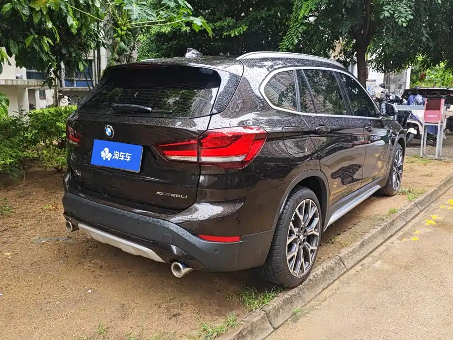 BMW X1 — фото 3