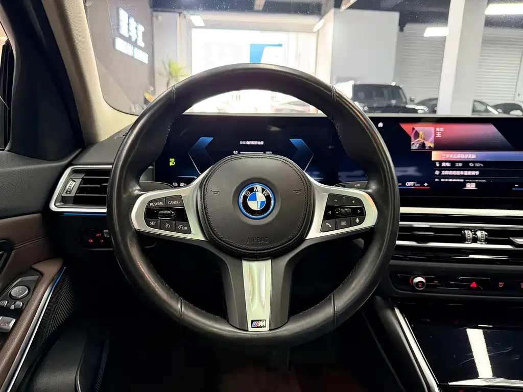 BMW i3 — фото 8
