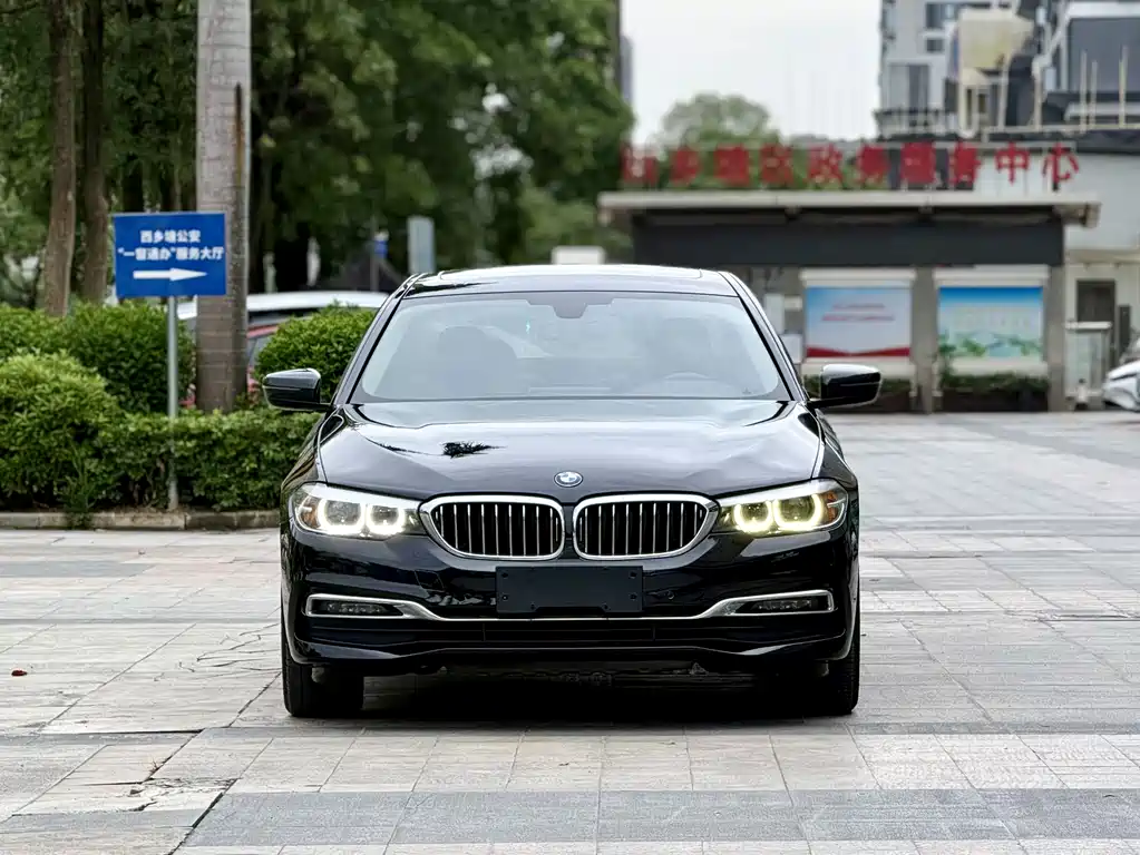 BMW 5 Series — фото 2