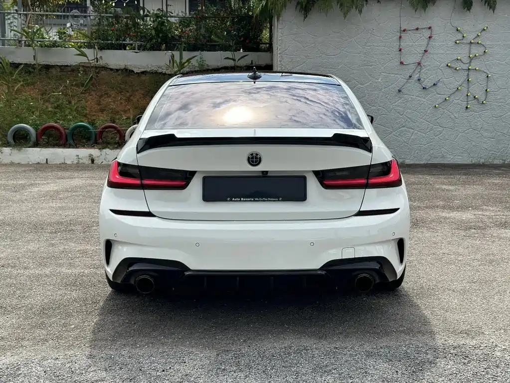 BMW 3 Series — фото 10