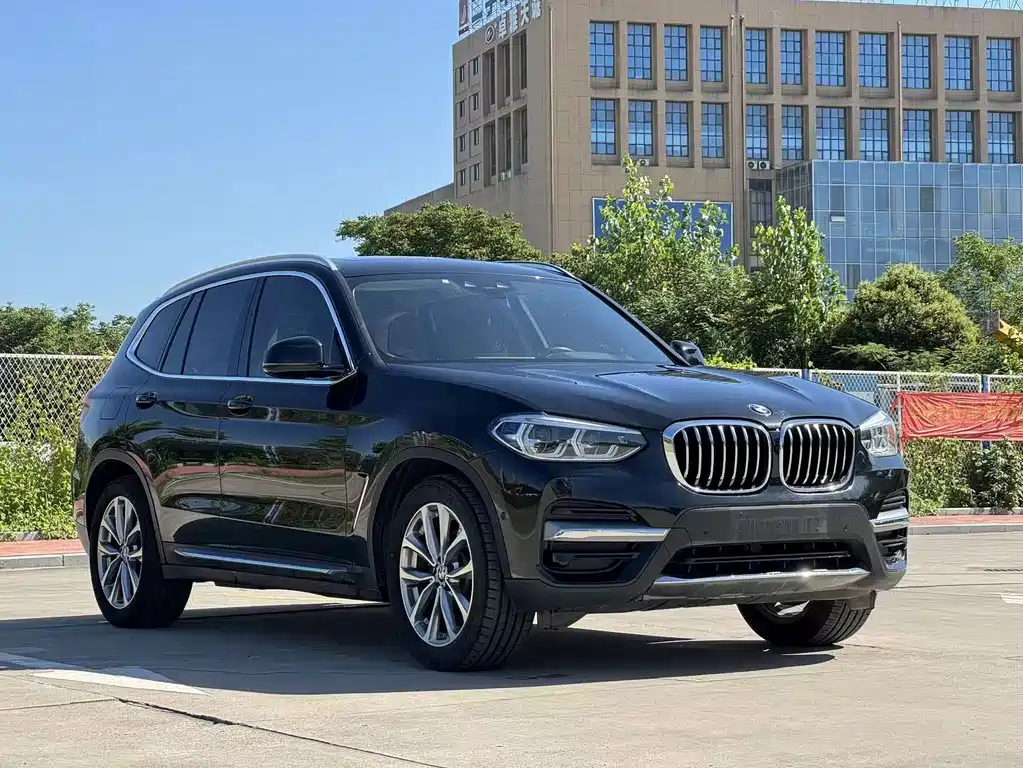 BMW X3 — фото 5