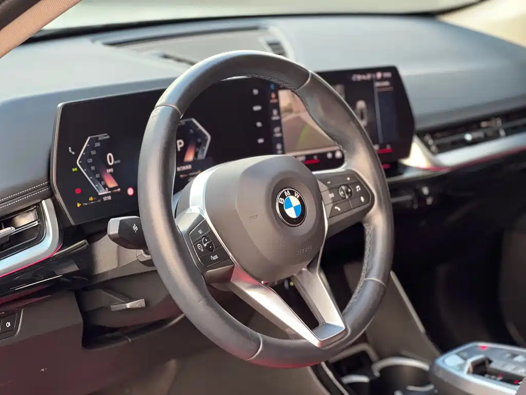 BMW X1 — фото 15