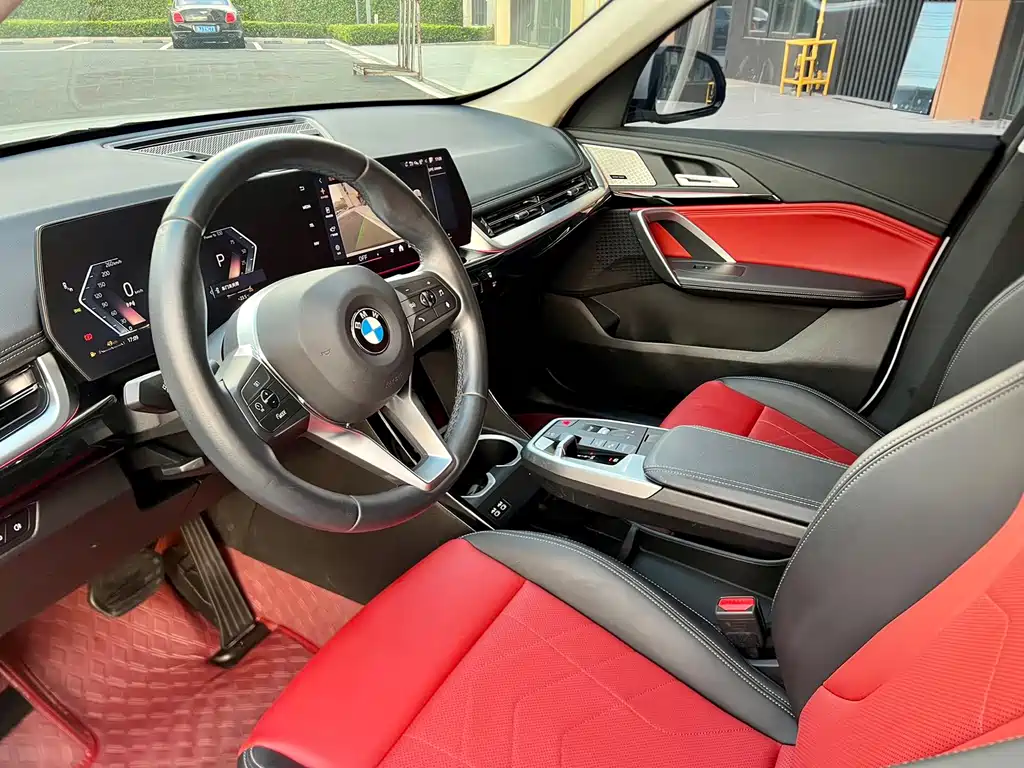 BMW X1 — фото 10