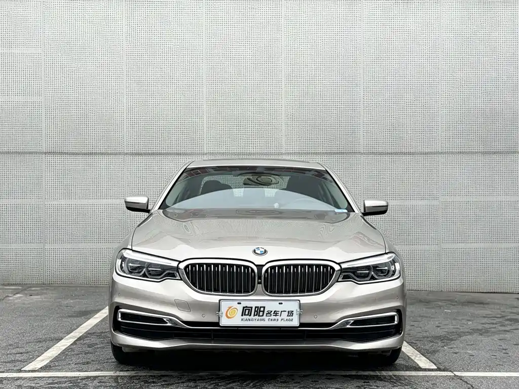 BMW 5 Series — фото 2
