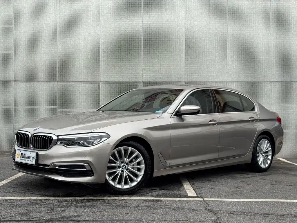 BMW 5 Series — фото 46
