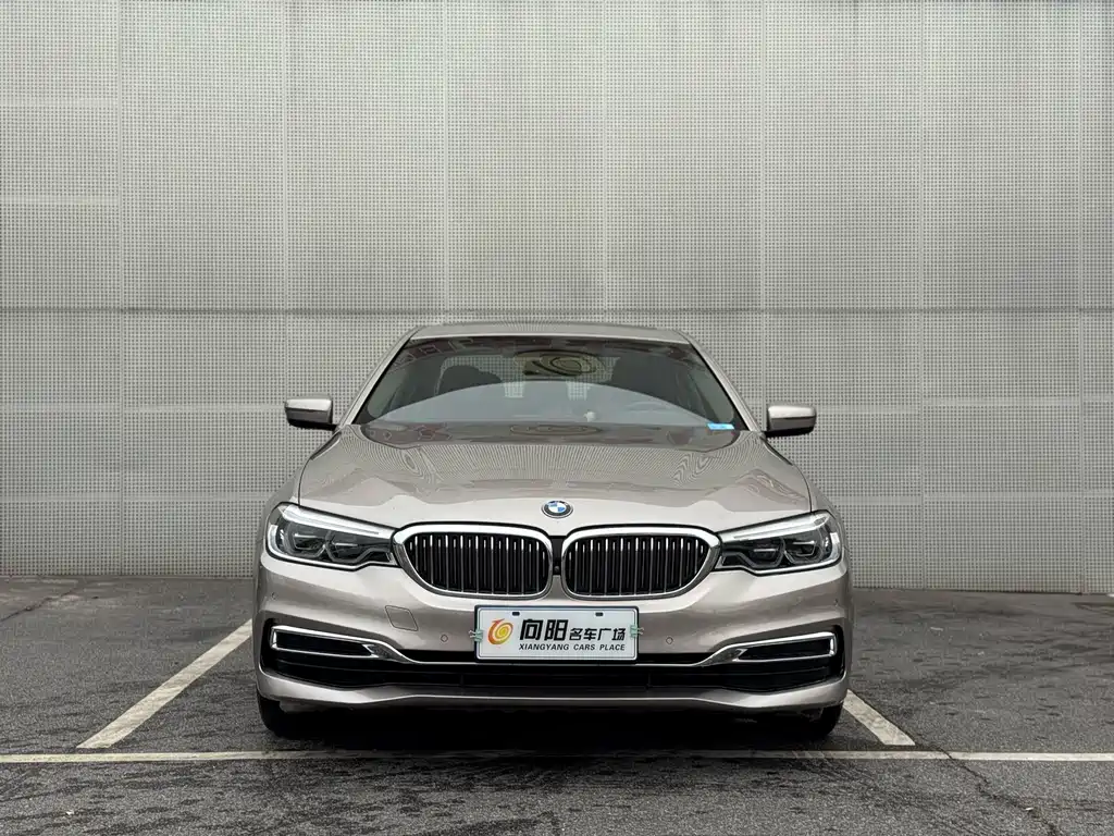 BMW 5 Series — фото 47