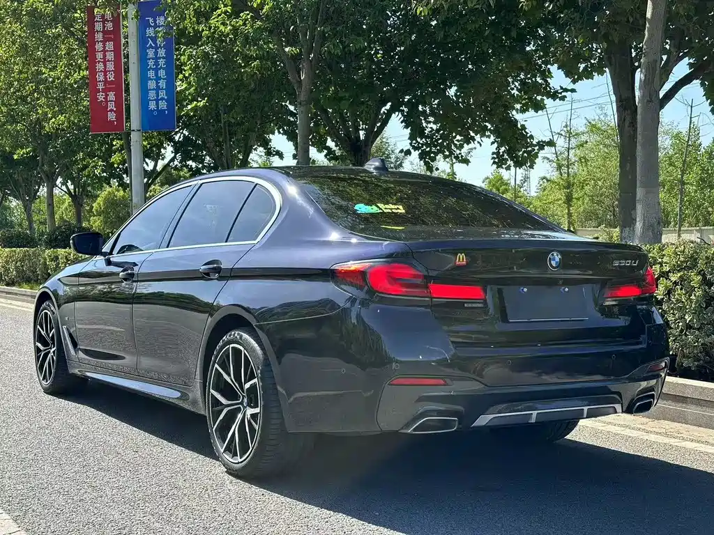 BMW 5 Series — фото 3