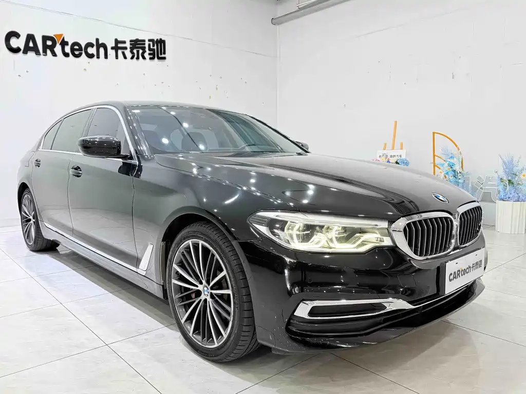 BMW 5 Series — фото 3