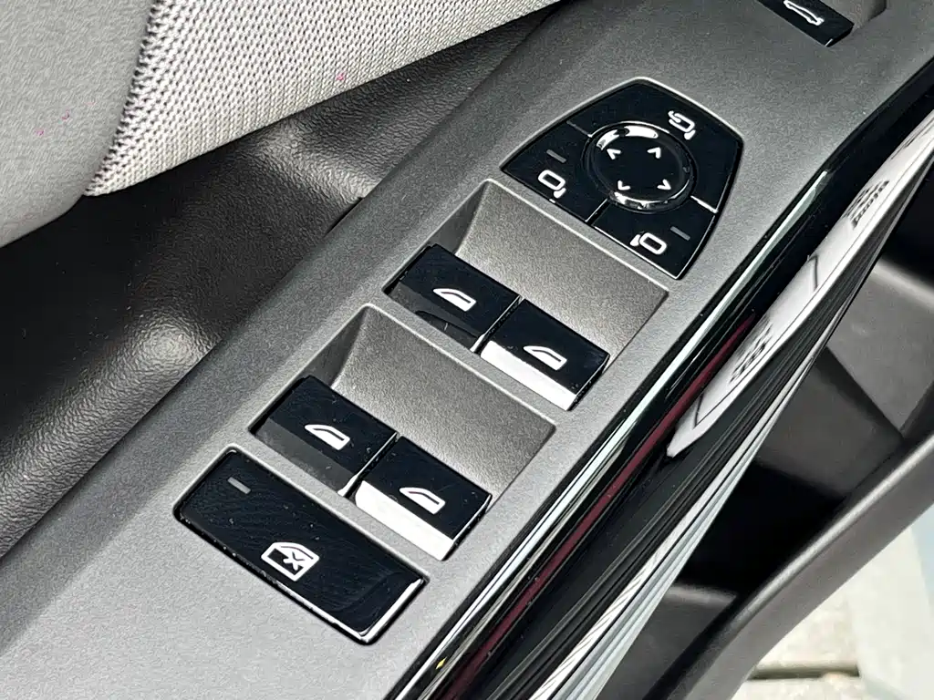 BMW X3 — фото 15