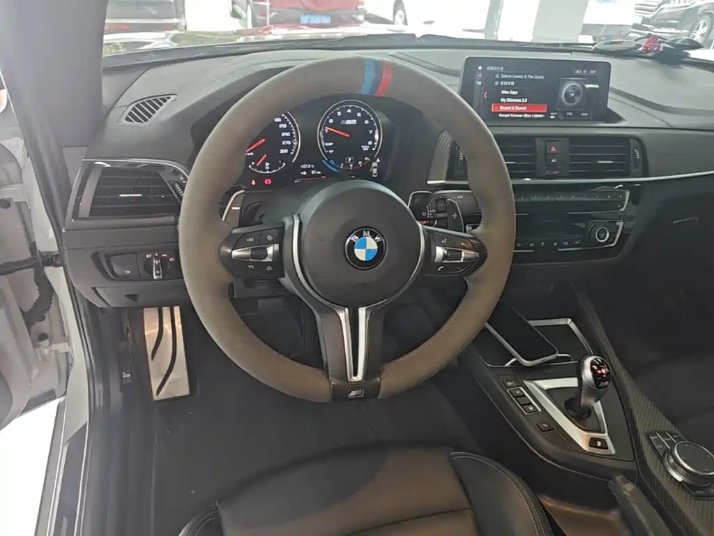 BMW M2 — фото 11