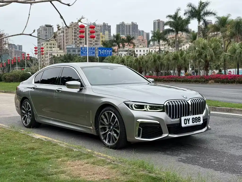 BMW 7 Series — фото 3