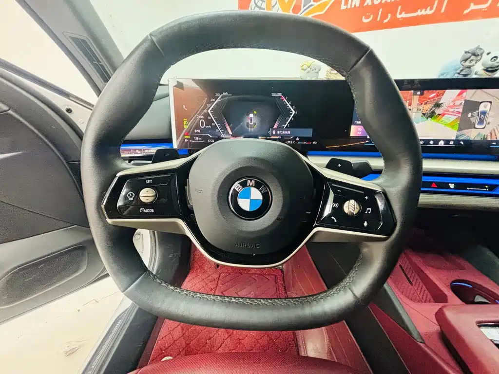 BMW 5 Series — фото 15
