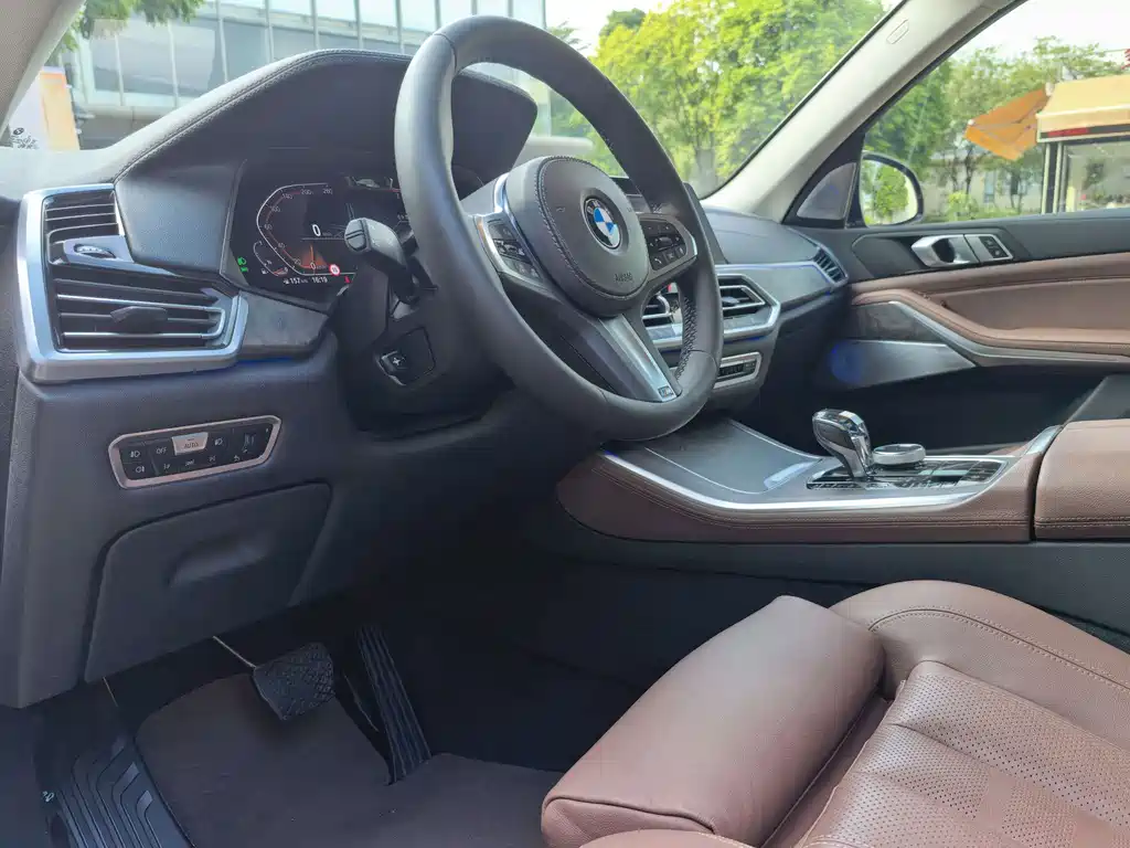 BMW X5 (Import) — фото 8