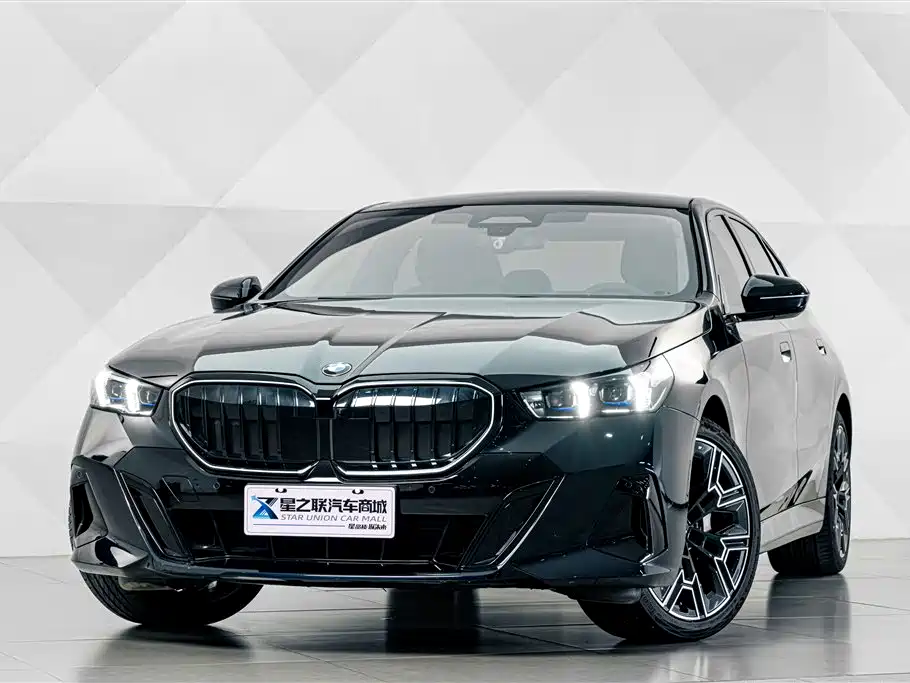 BMW 5 Series — фото 2
