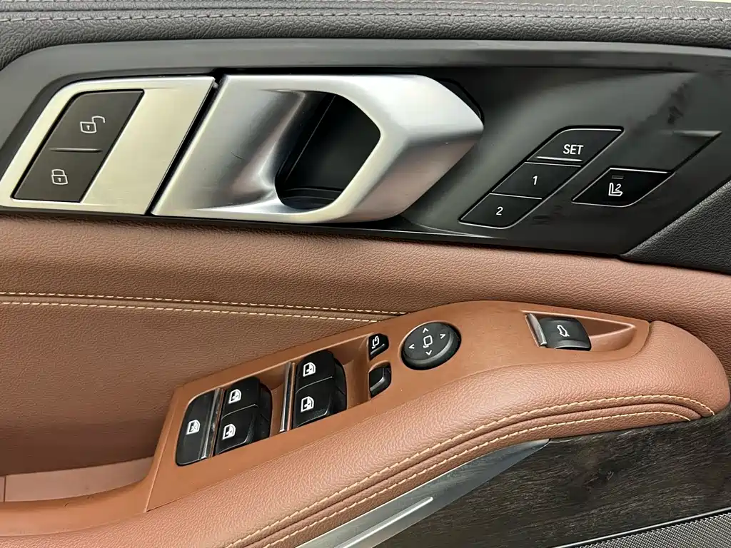 BMW X5 (Import) — фото 21