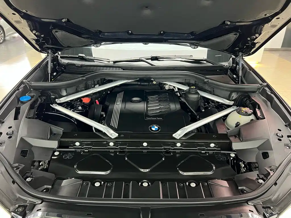 BMW X5 (Import) — фото 26