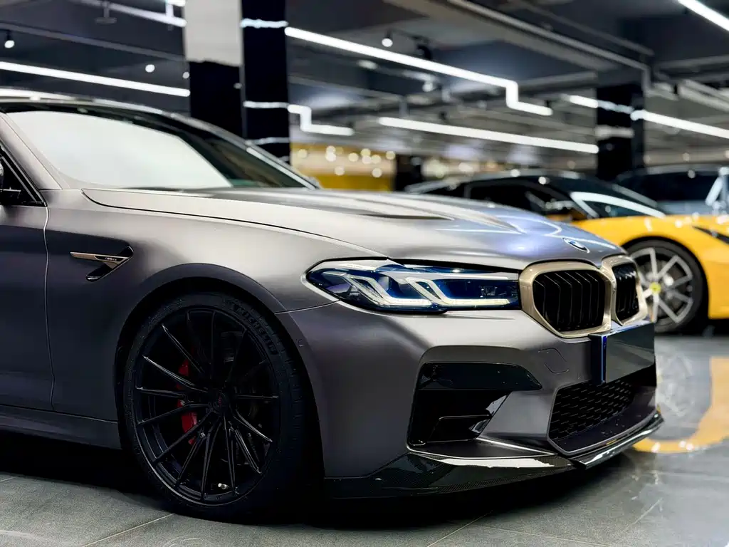 BMW M5 — фото 4