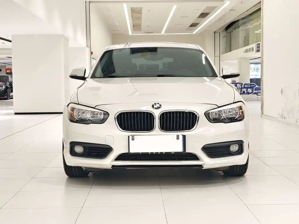 BMW 1 Series (Import) — фото 2