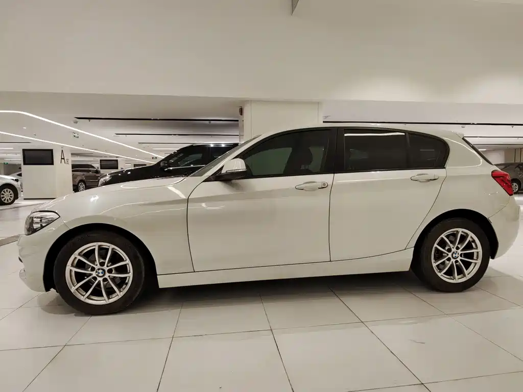 BMW 1 Series (Import) — фото 11
