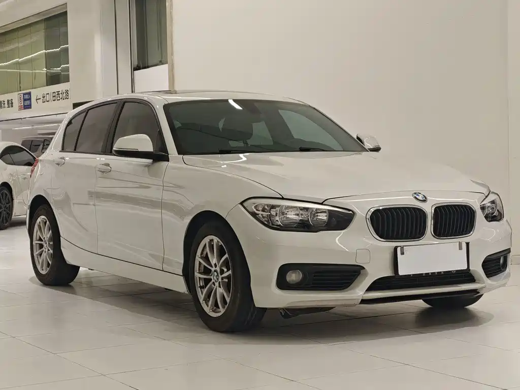 BMW 1 Series (Import) — фото 3