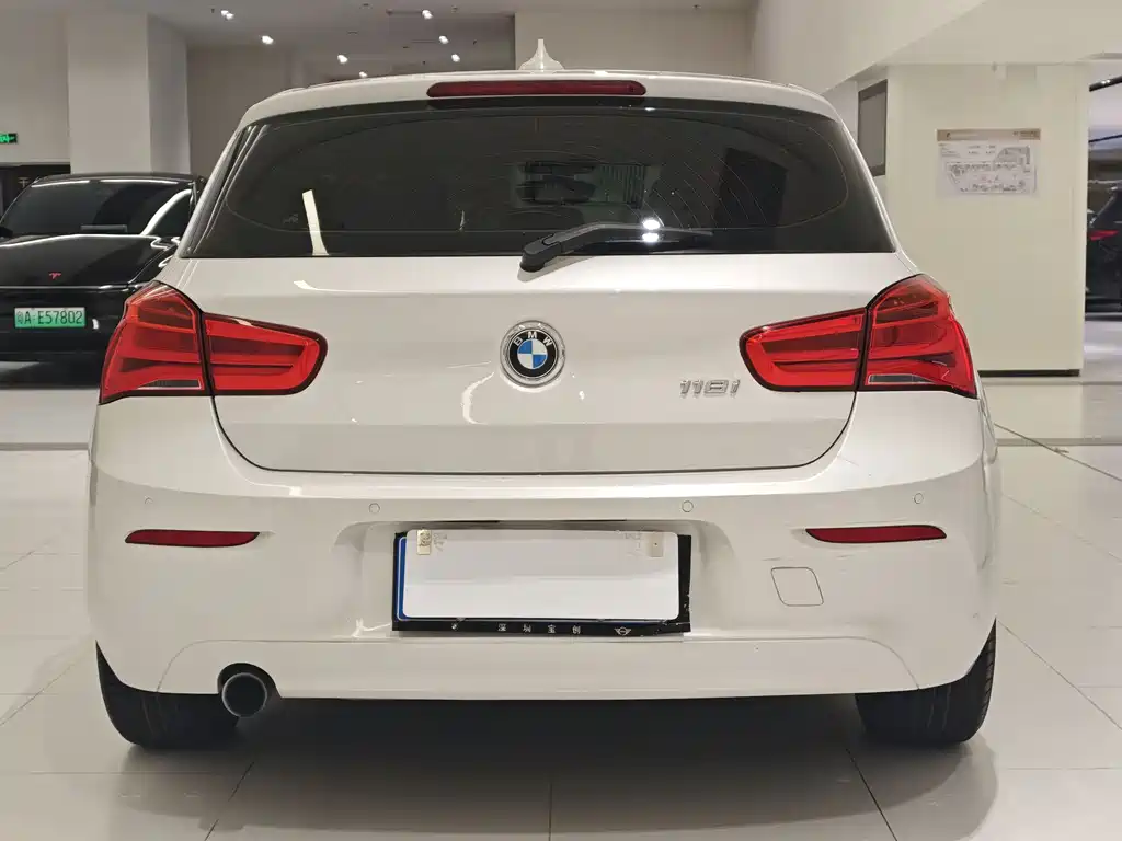 BMW 1 Series (Import) — фото 9