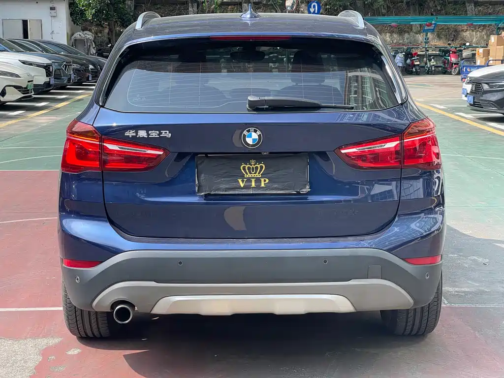 BMW X1 — фото 4