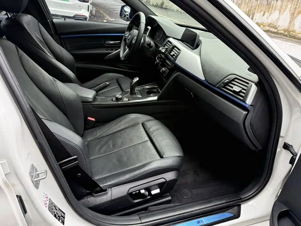 BMW 3 Series — фото 14