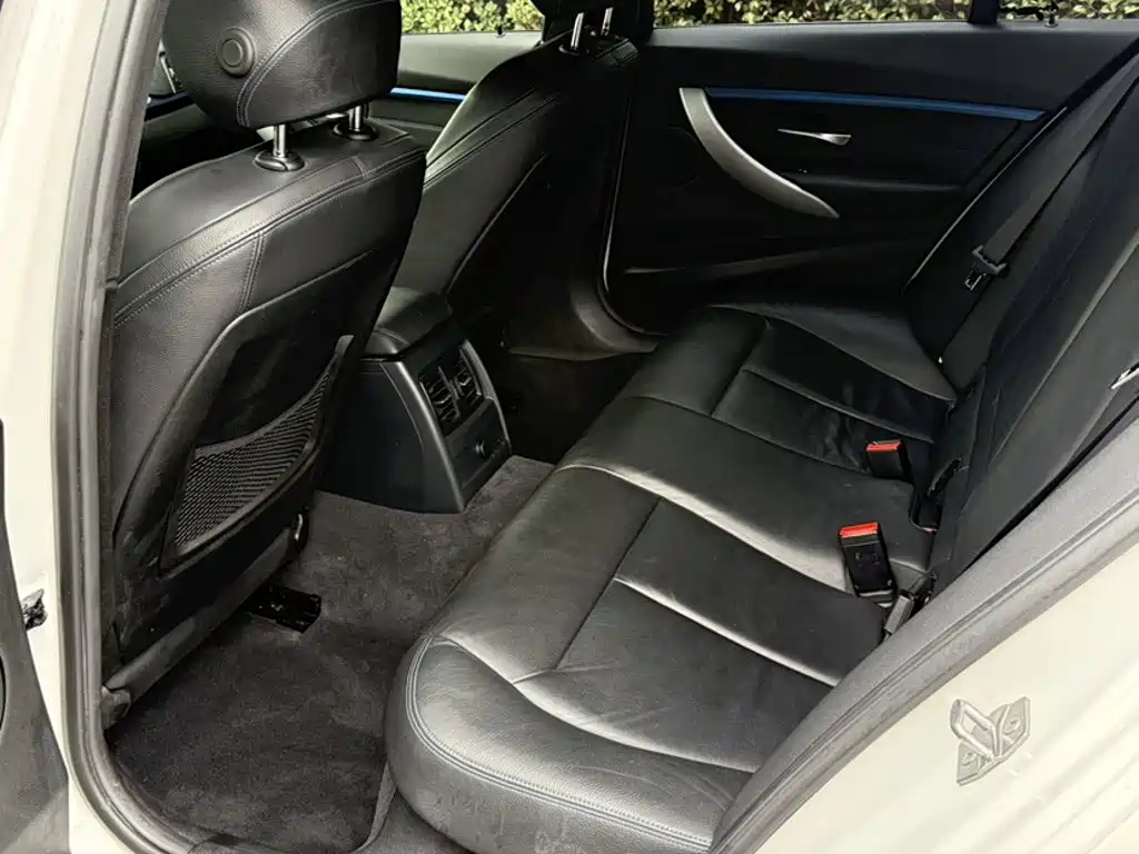 BMW 3 Series — фото 18
