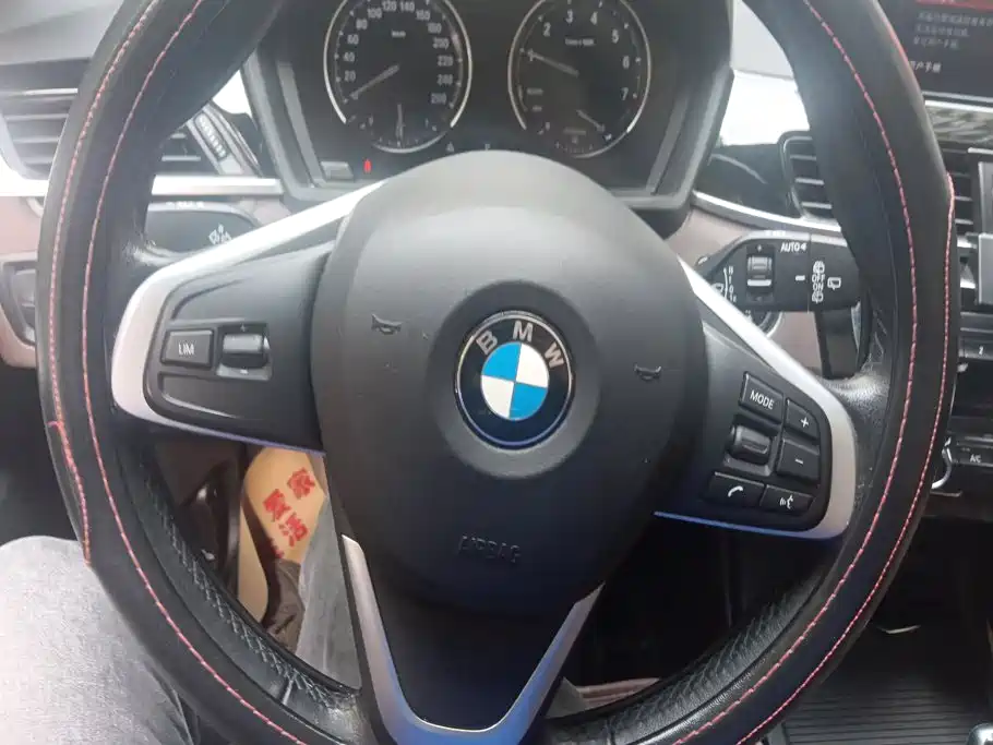 BMW X1 — фото 15