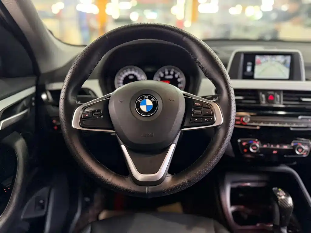 BMW X1 — фото 3